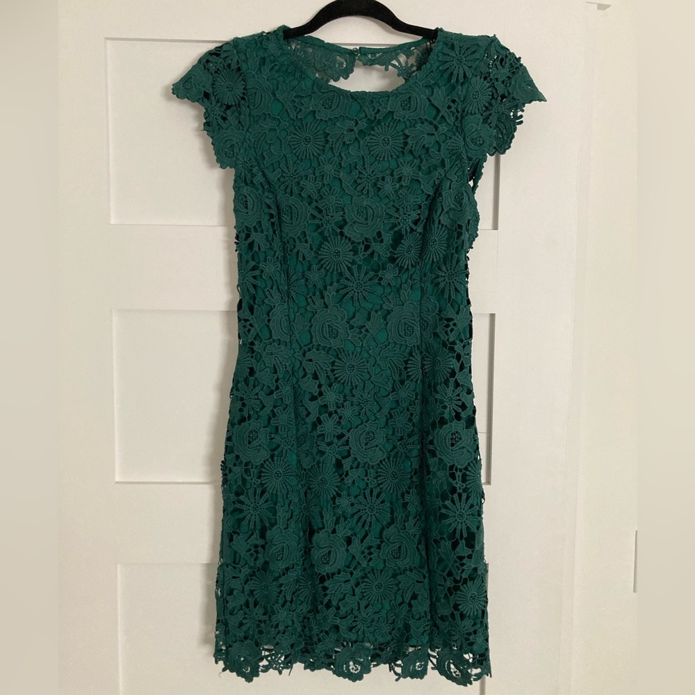 Lulu's Green Lace Dress